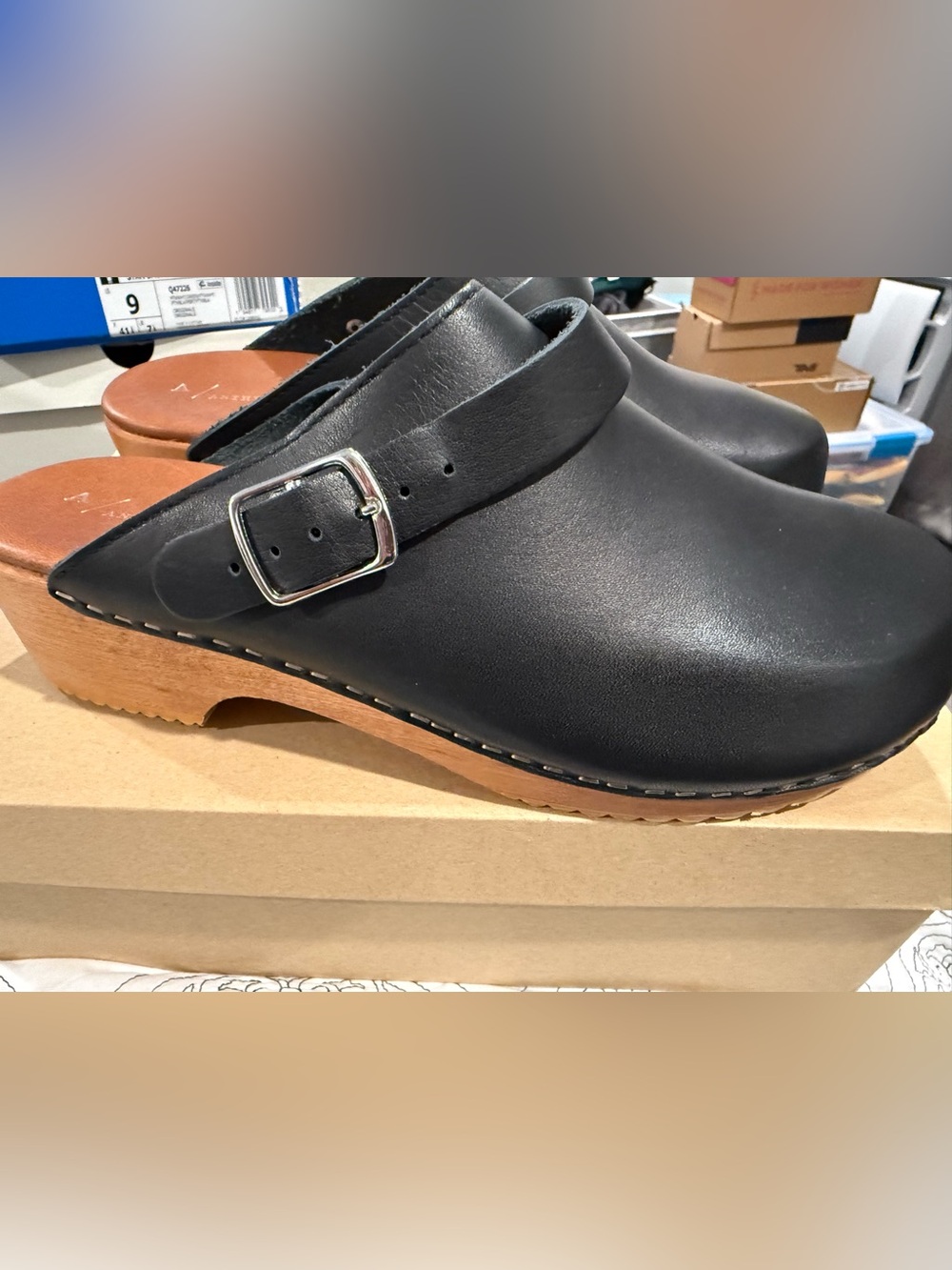 Anthropologie clogs sz 9